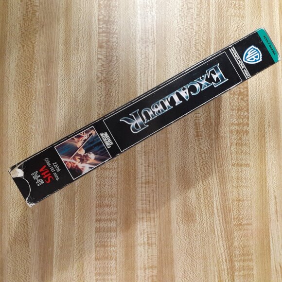 Excalibur 1981 VHS Fantasy Cult Classic Helen Mirren Liam Neeson Gabriel Byrne - Picture 5 of 10